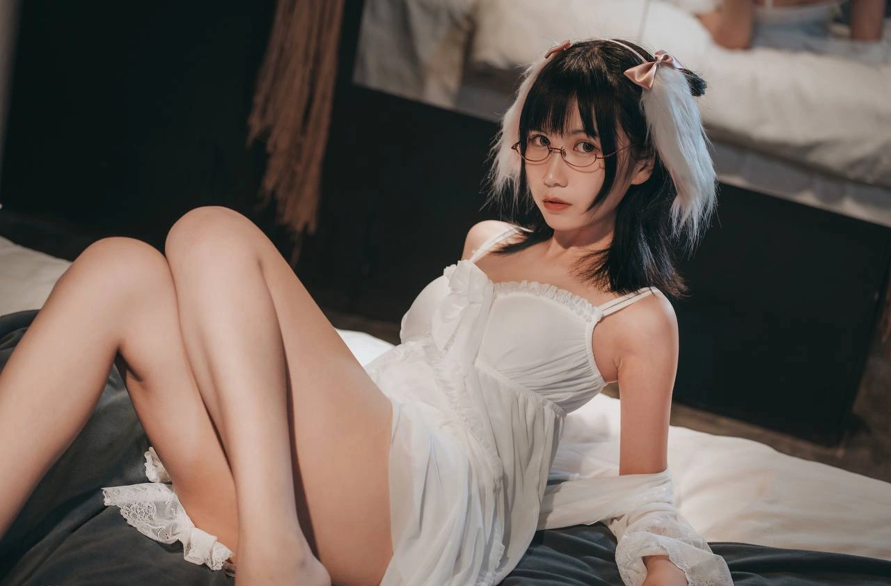 逐月su(枸名su) Cosplay写真作品合集资源（持续更新）-美图堂