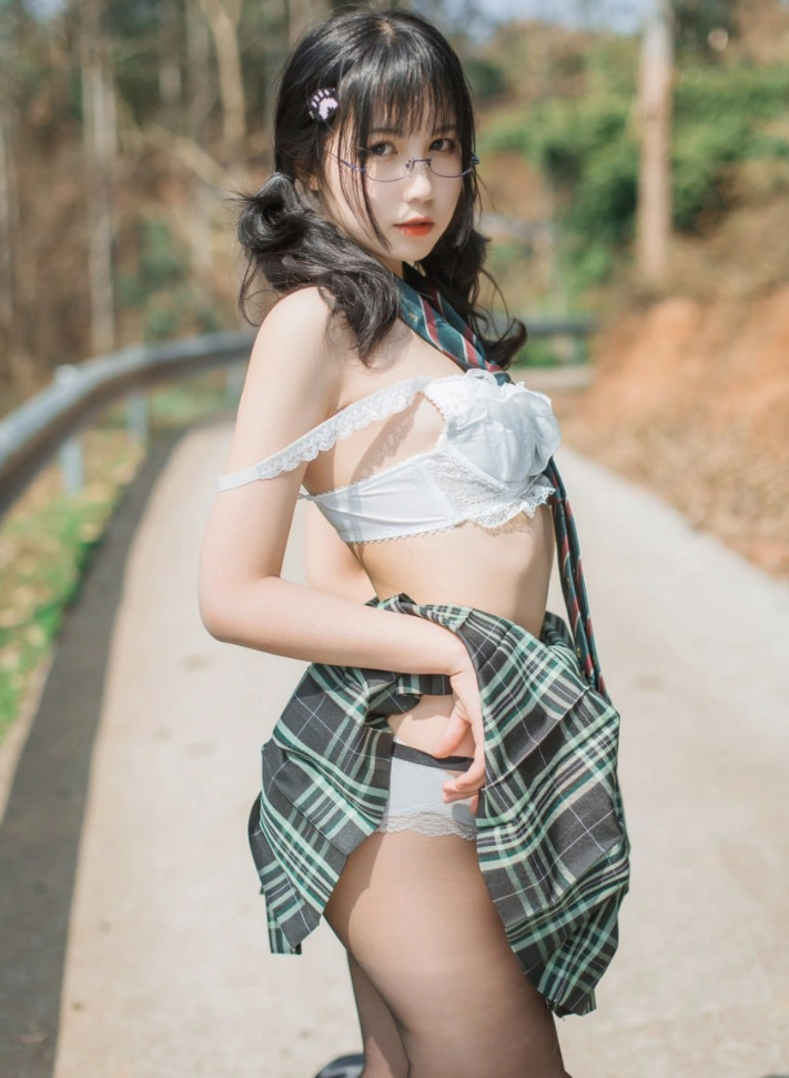 逐月su(枸名su) Cosplay写真作品合集资源打包图片 2 逐月su(枸名su) Cosplay写真作品合集资源打包图片 2