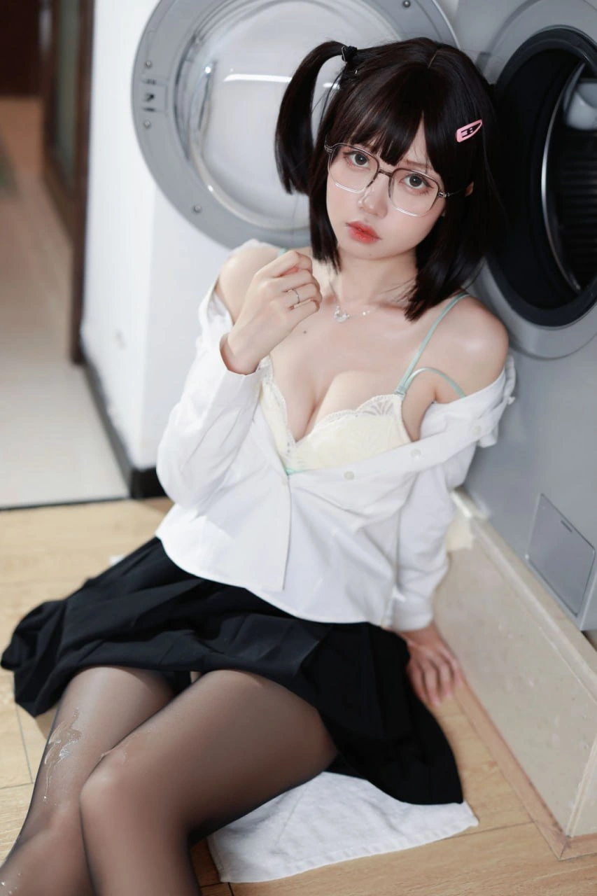 洛桑w伊梓 Cosplay写真作品合集资源打包图片 3 洛桑w伊梓 Cosplay写真作品合集资源打包图片 3