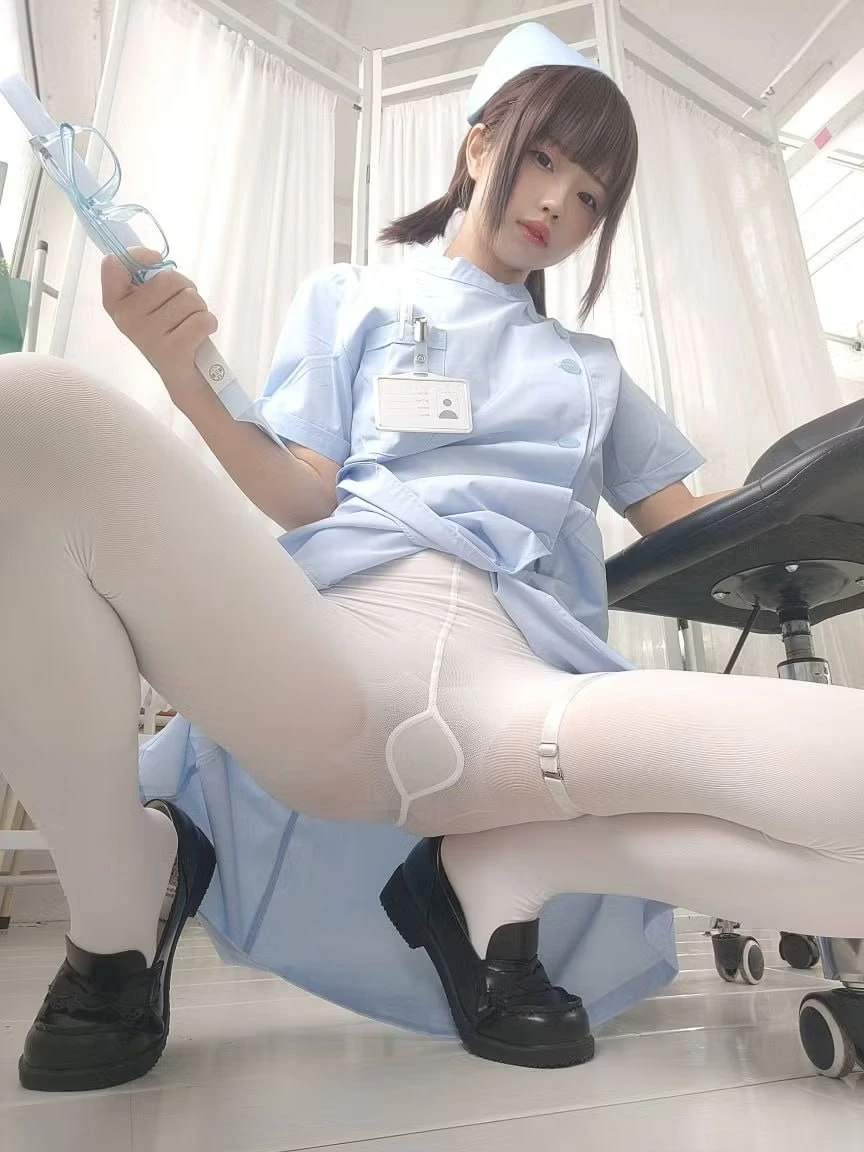 十万珍吱伏特 Cosplay写真作品合集资源打包图片 1 十万珍吱伏特 Cosplay写真作品合集资源打包图片 1