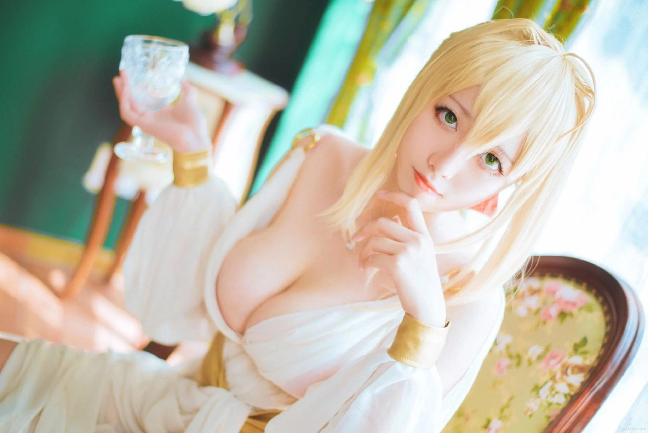 塔塔_Lo1iTa Cosplay写真作品合集资源打包图片 1 塔塔_Lo1iTa Cosplay写真作品合集资源打包图片 1