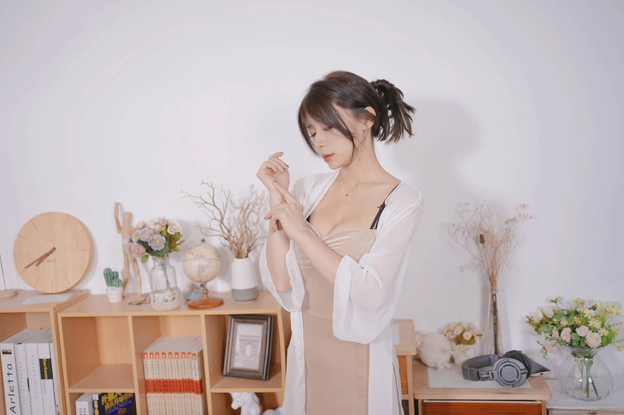 羊小雪 Cosplay写真作品合集资源打包图片 1 羊小雪 Cosplay写真作品合集资源打包图片 1